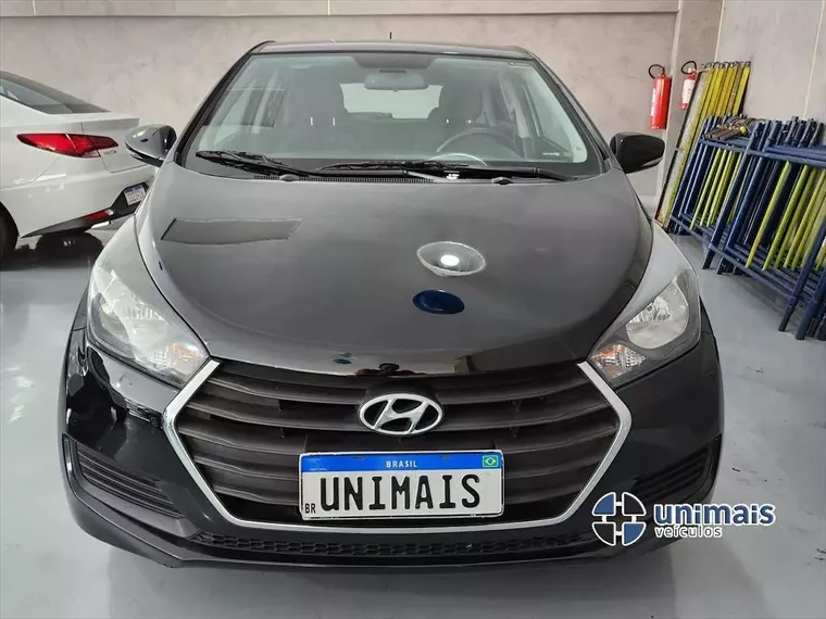 Hyundai HB20 Preto 15