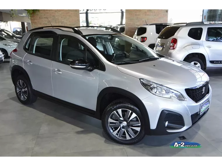 Peugeot 2008 Prata 5