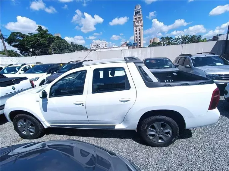 Renault Duster Oroch Branco 7