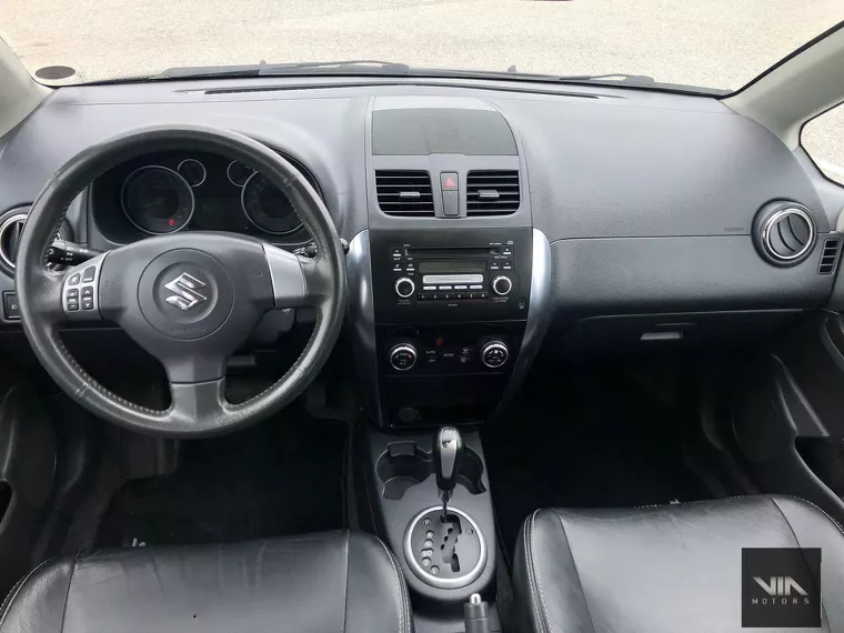 Suzuki SX4 Preto 3