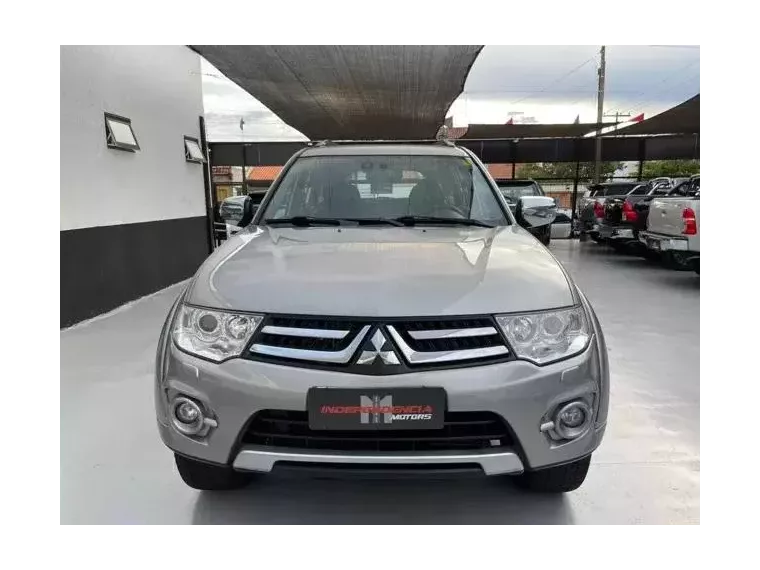 Mitsubishi Pajero Dakar Prata 5