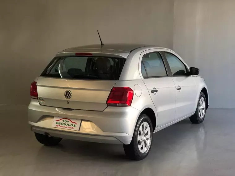 Volkswagen Gol Prata 8