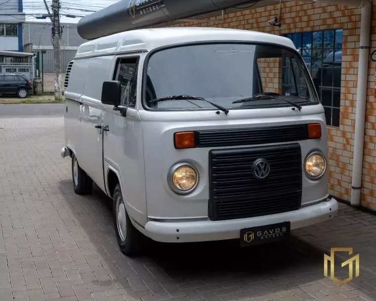 Volkswagen Kombi Branco 5