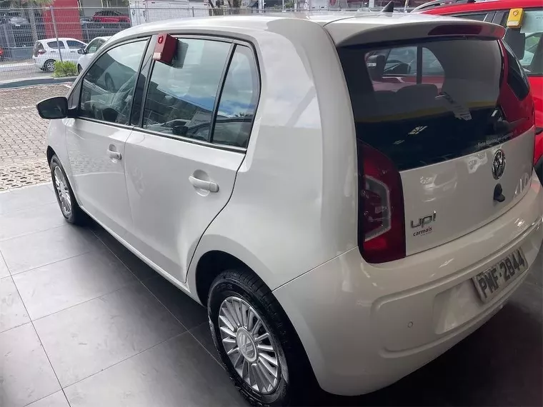 Volkswagen UP Branco 11