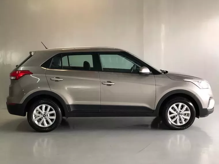 Hyundai Creta Prata 3