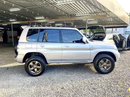 Mitsubishi Pajero TR4