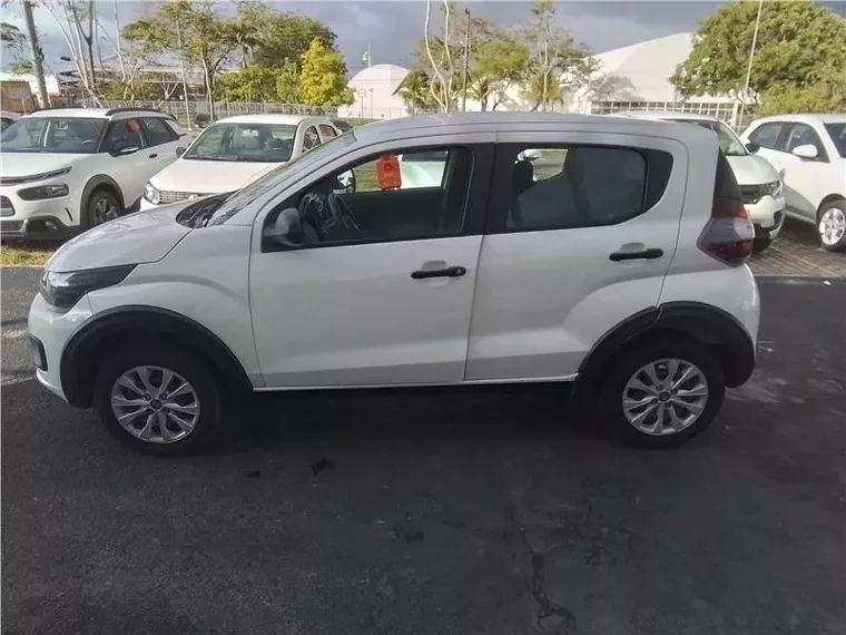 Fiat Mobi Branco 4