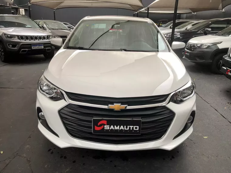 Chevrolet Onix Branco 5