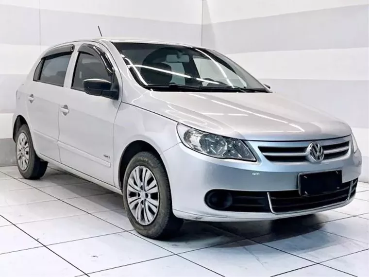 Volkswagen Gol Prata 4