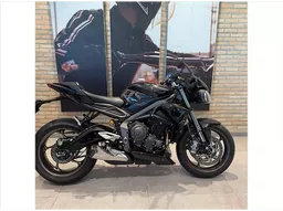 Triumph Street Triple