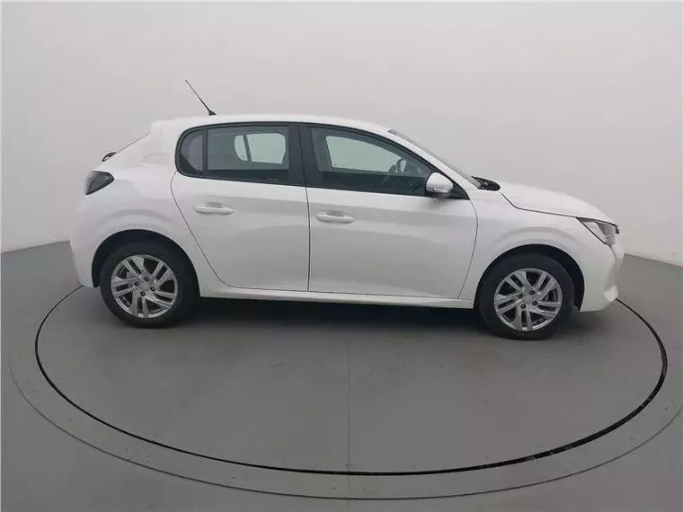 Peugeot 208 Branco 1