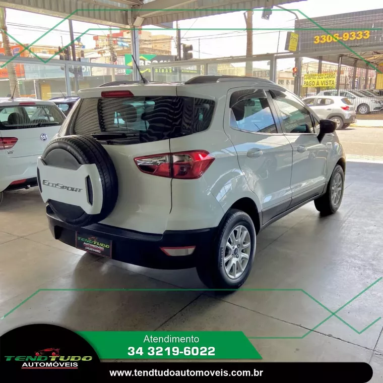 Ford Ecosport Branco 3