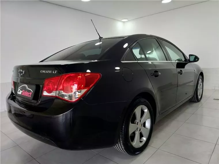 Chevrolet Cruze Preto 3