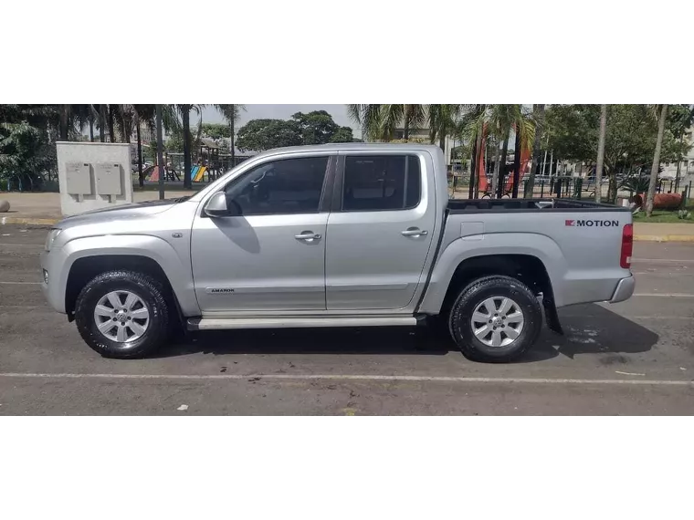 Volkswagen Amarok Prata 15