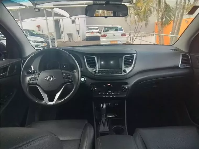 Hyundai Tucson Cinza 9