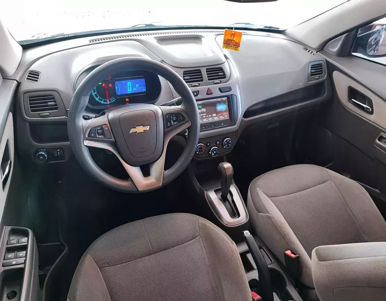 Chevrolet Cobalt Preto 7