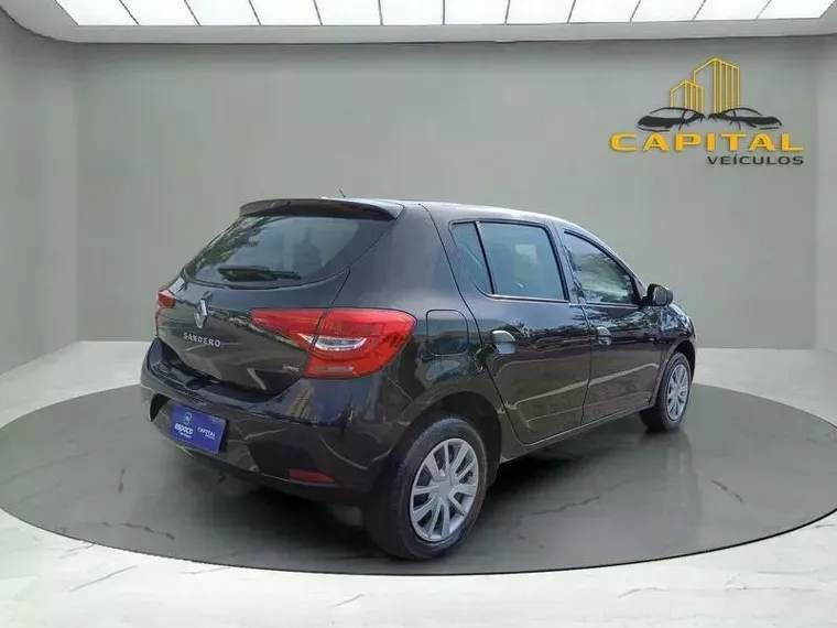 Renault Sandero Preto 5