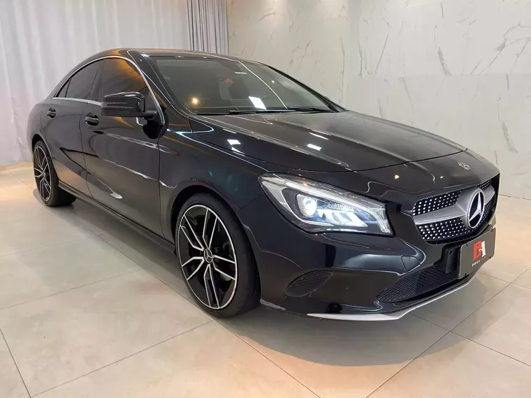 Mercedes-benz CLA 180 Preto 12