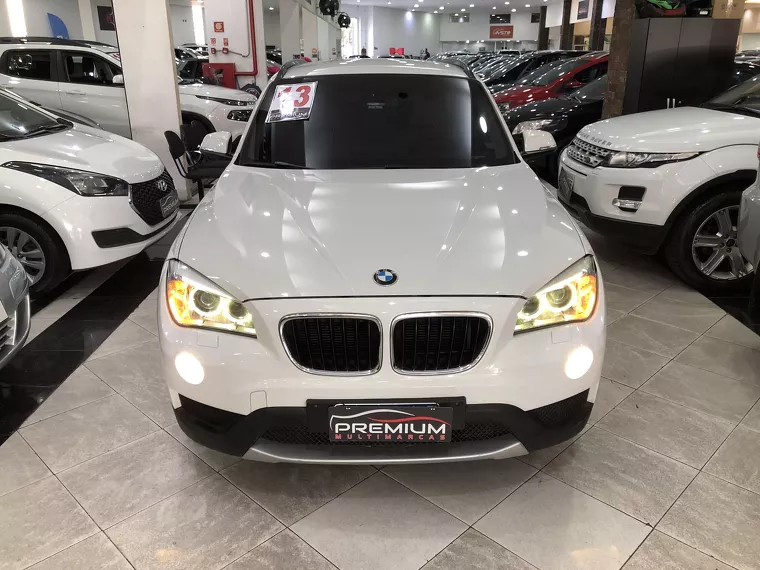 BMW X1 Branco 8