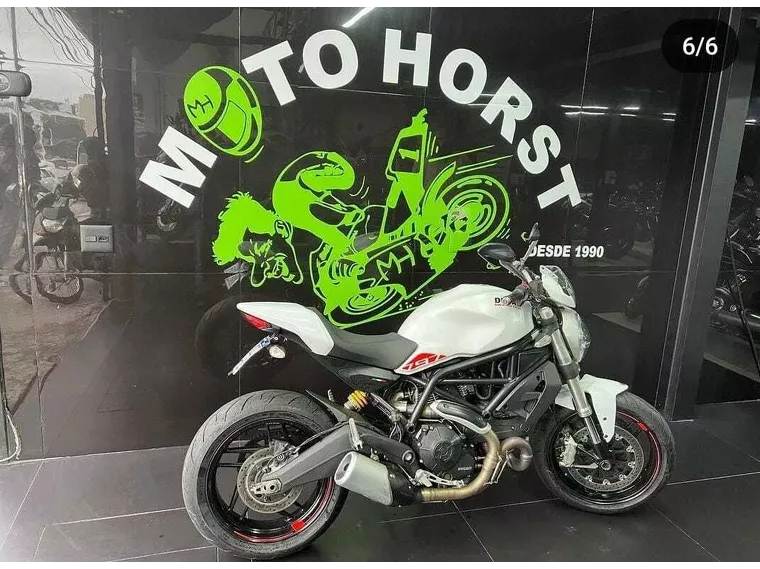 Ducati Monster Branco 7