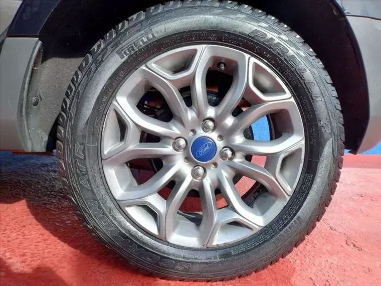 Ford Ecosport Preto 14