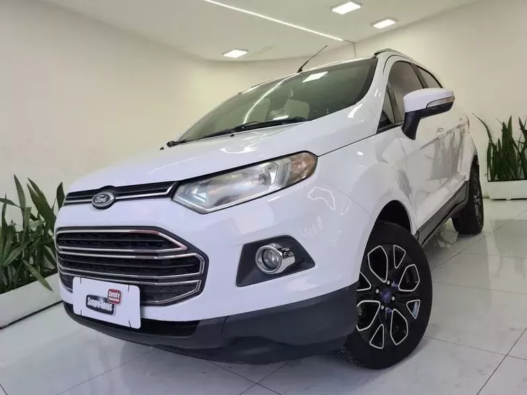 Ford Ecosport Branco 13