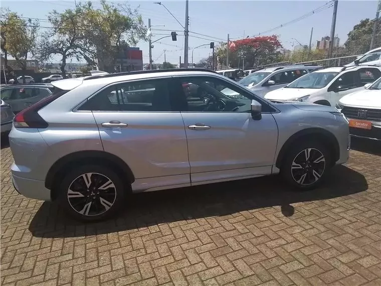 Mitsubishi Eclipse Cross Prata 6