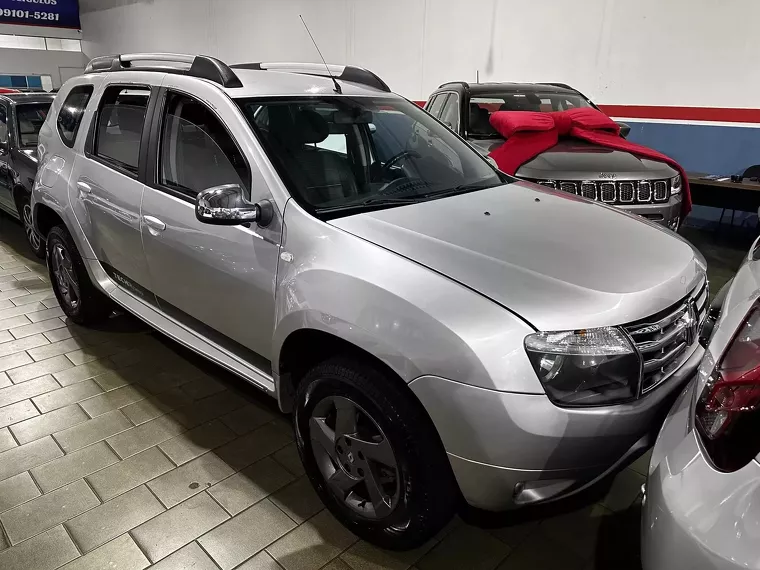 Renault Duster Prata 5