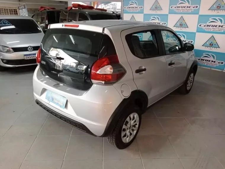 Fiat Mobi Prata 7