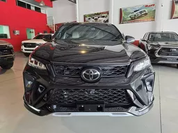 Toyota Hilux SW4