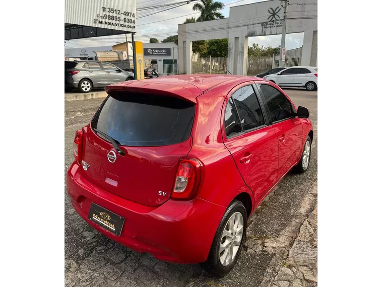 Nissan March Vermelho 4