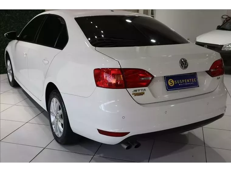 Volkswagen Jetta Branco 9