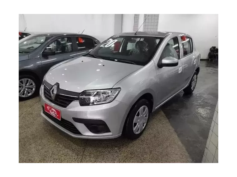 Renault Sandero Prata 4