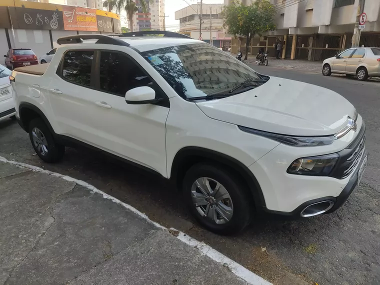 Fiat Toro Branco 9