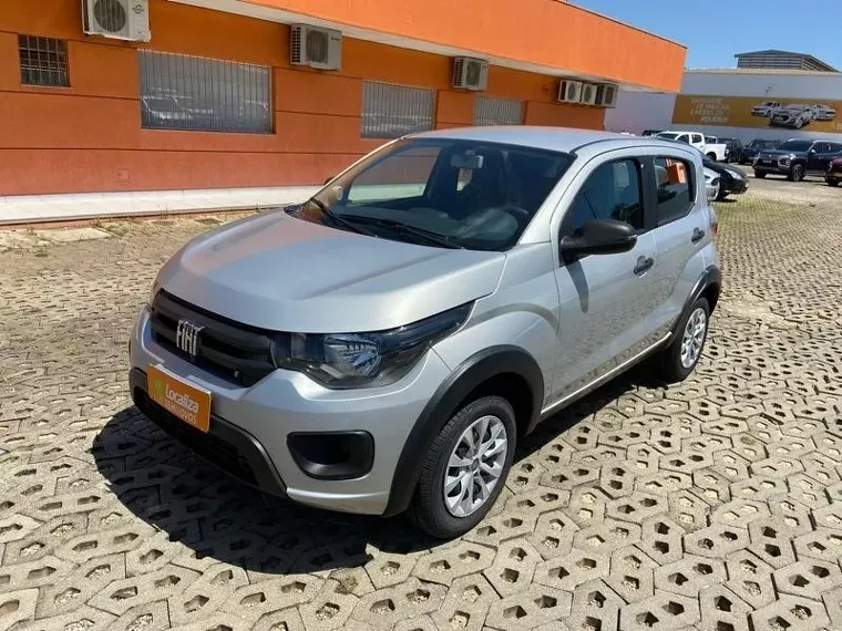 Fiat Mobi Prata 13