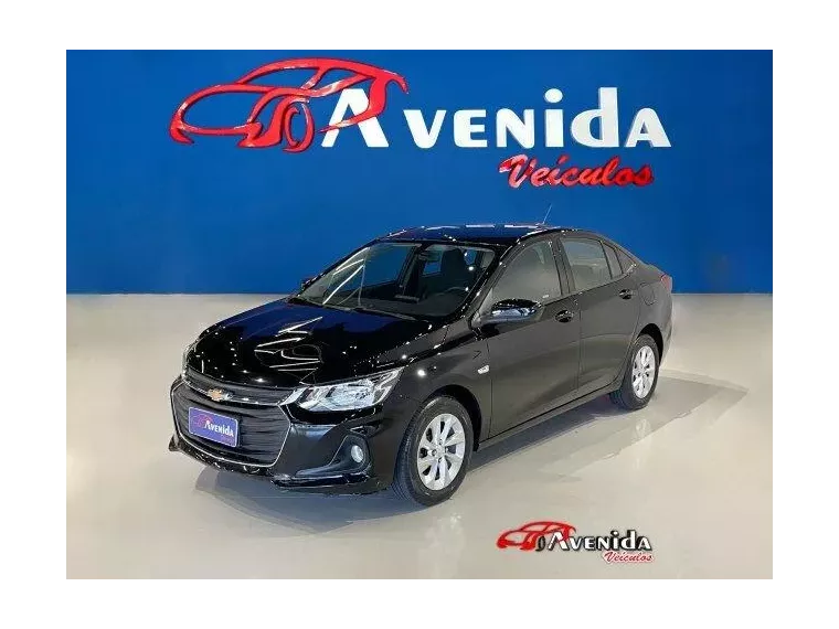 Chevrolet Onix Preto 3