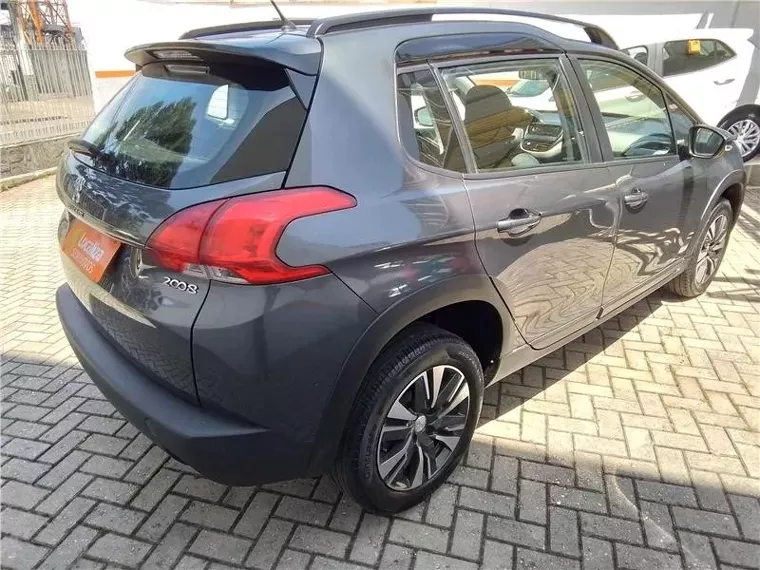 Peugeot 2008 Cinza 8