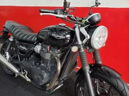Triumph Street Twin