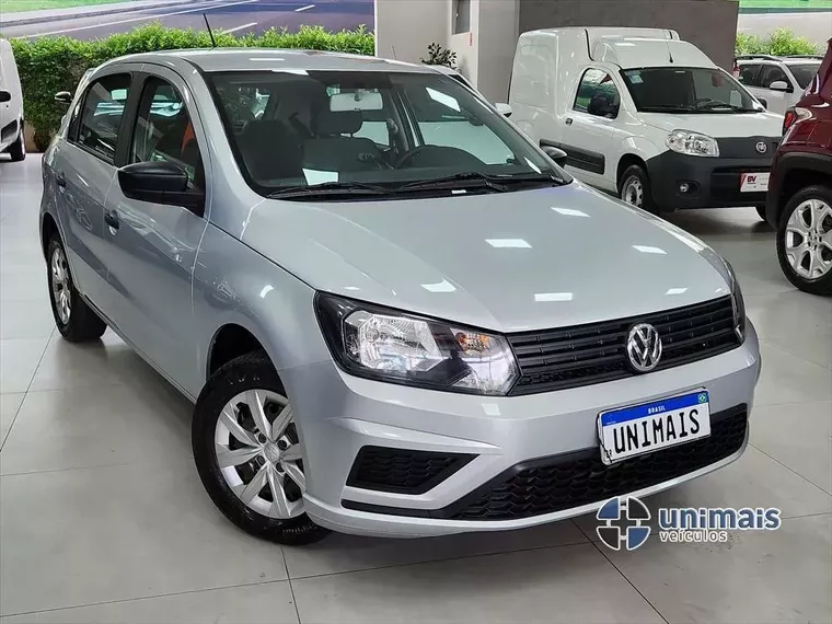 Volkswagen Gol Prata 4