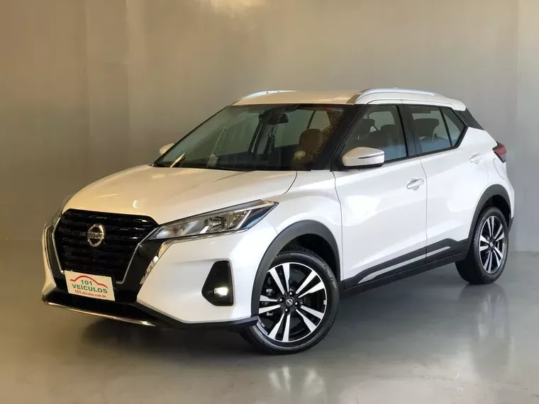 Nissan Kicks Branco 16