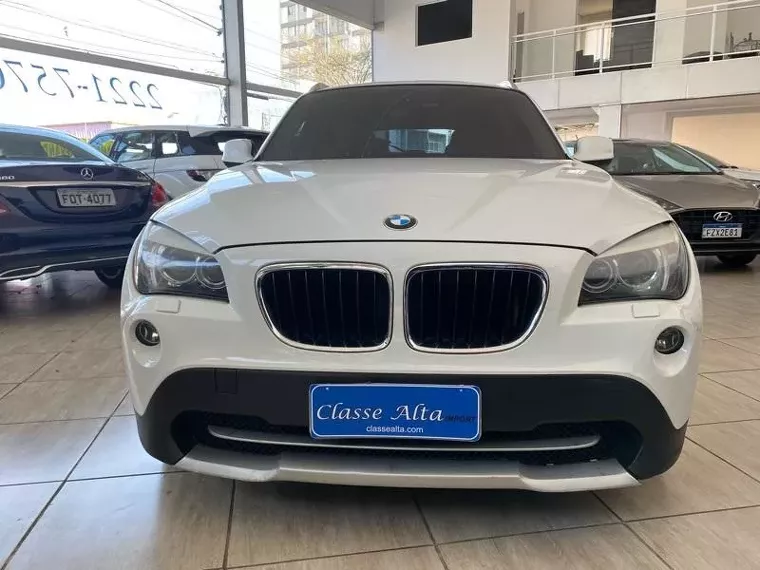 BMW X1 Branco 7