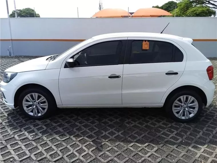 Volkswagen Gol Branco 2