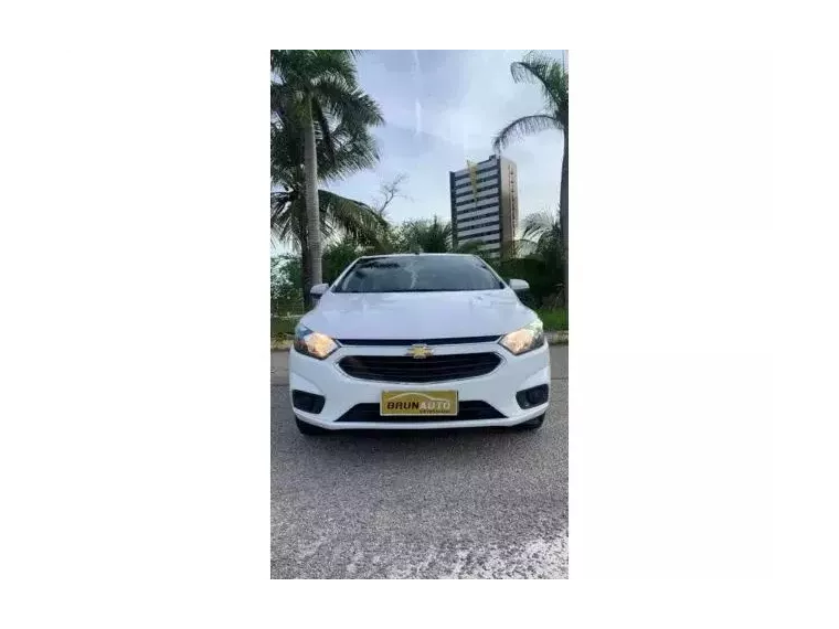 Chevrolet Prisma Branco 15