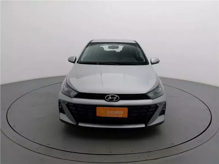 Hyundai HB20 Prata 8