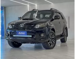 Toyota Hilux SW4
