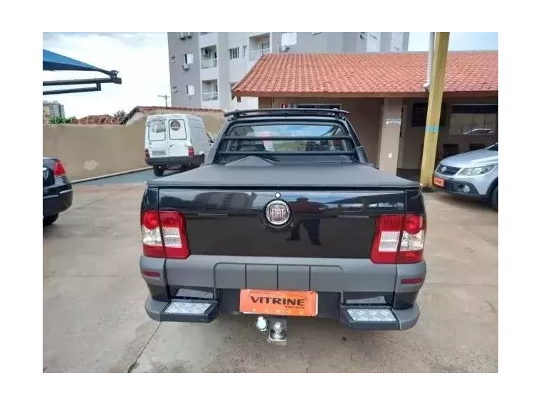 Fiat Strada Preto 9