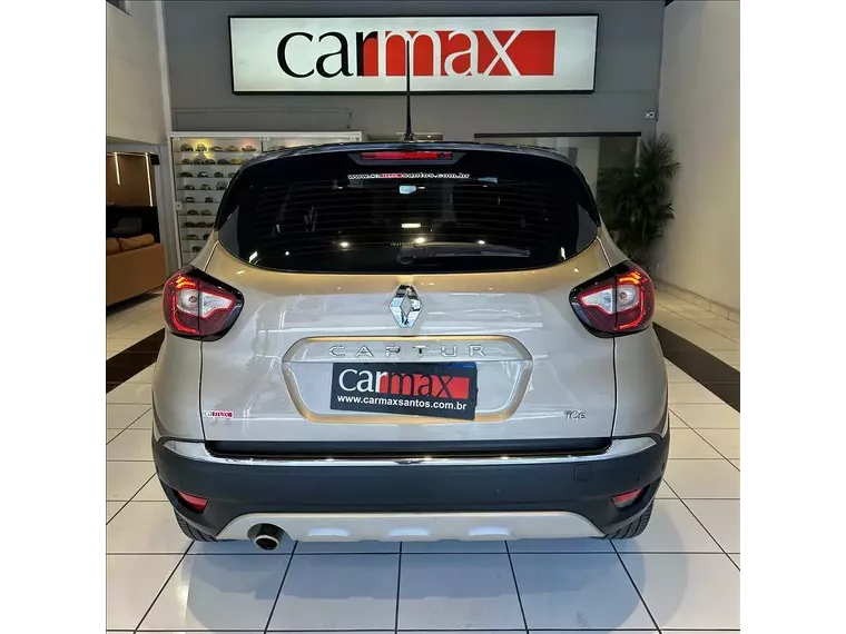 Renault Captur Bege 7