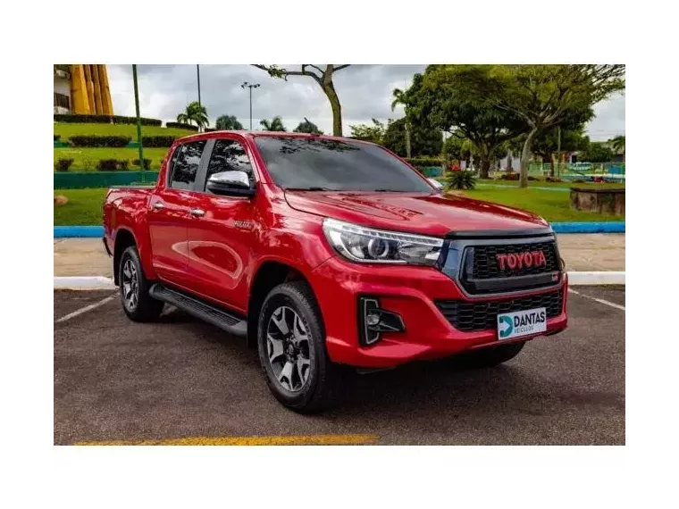 Toyota Hilux Vermelho 2