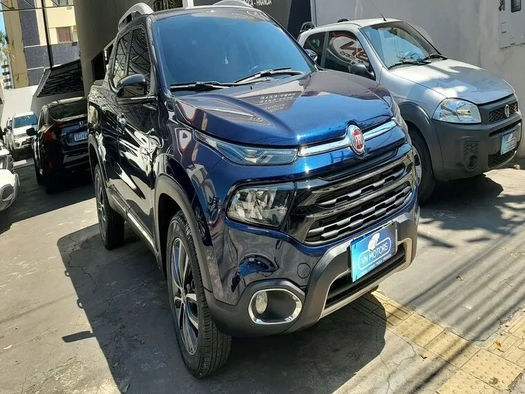 Fiat Toro Azul 17