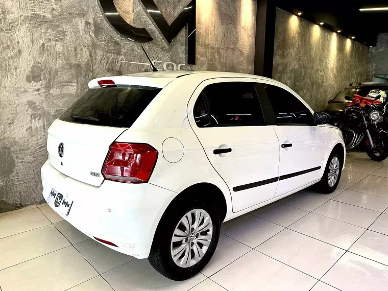 Volkswagen Gol Branco 7